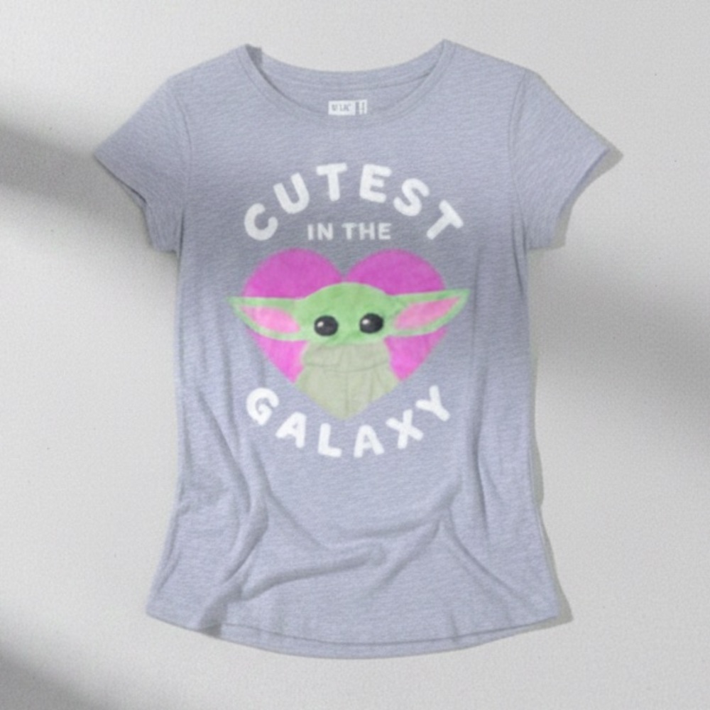 Girls/Womens Baby Yoda Star Wars Tee